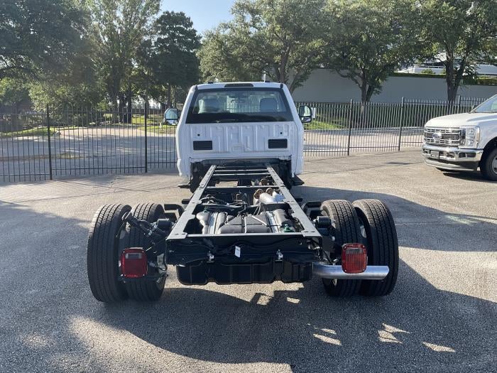New 2025 Ford F-550 Regular Cab Cab Chassis for sale #1936282 - photo 5