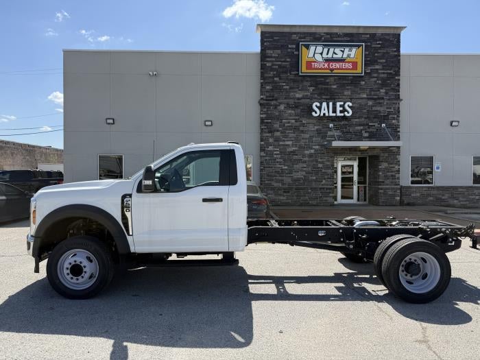 2026 Ford F-550 Regular Cab DRW 4x2 Cab Chassis for sale #1993176 - photo 4