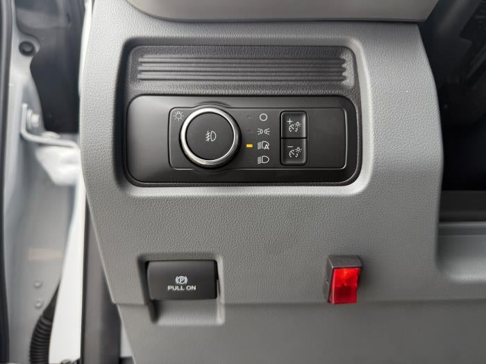 New 2025 Ford F-550 Regular Cab Cargo / Straight Box Truck with Liftgate for sale #1900325 - photo 3