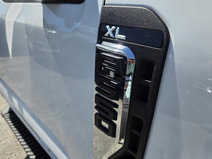 2025 Ford F-550 Regular Cab DRW 4x2 Cab Chassis for sale #1899590 - photo 13