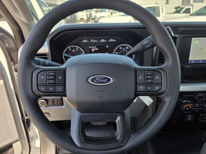 New 2025 Ford F-550 Regular Cab Cab Chassis for sale #1899590 - photo 14