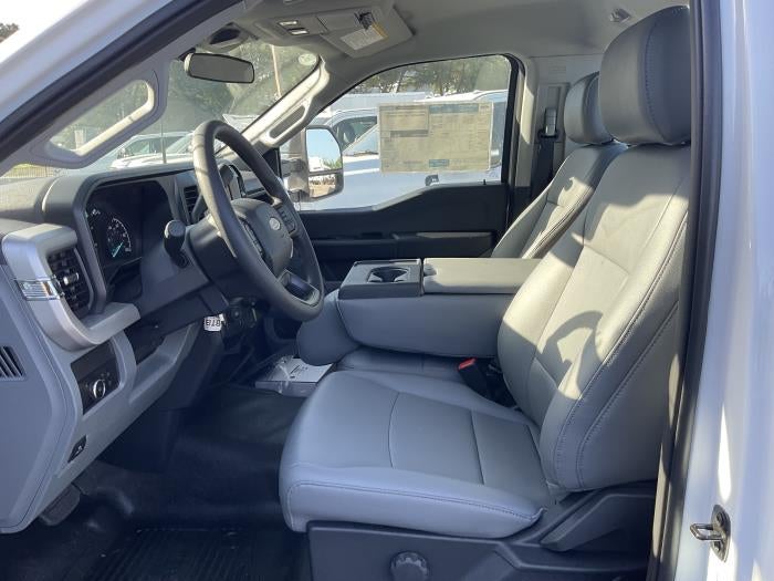 2025 Ford F-550 Regular Cab DRW 4x2 Cab Chassis for sale #1920606 - photo 8