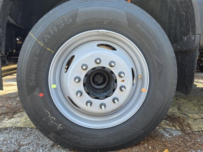 2025 Ford F-600 Regular Cab DRW 4WD Cab Chassis for sale #1882710 - photo 12