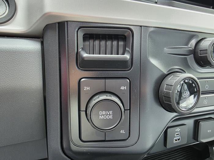 2025 Ford F-600 Regular Cab DRW 4WD Cab Chassis for sale #1882710 - photo 19