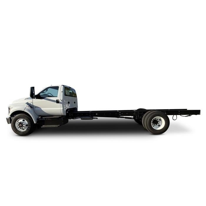 New 2026 Ford F-650 - photo 8