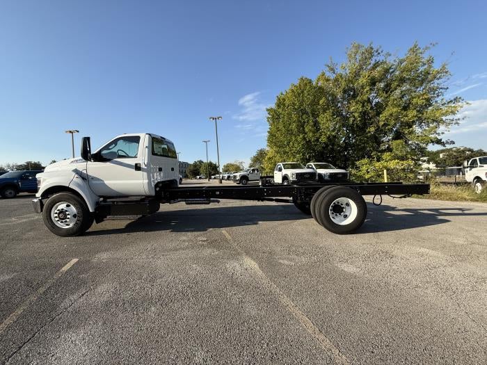 2026 Ford F-650 Regular Cab DRW RWD Cab Chassis for sale #1957262 - photo 19