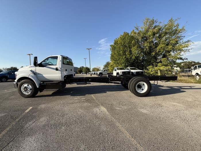 New 2027 Ford F-650 Regular Cab Cab Chassis for sale #2044154 - photo 3