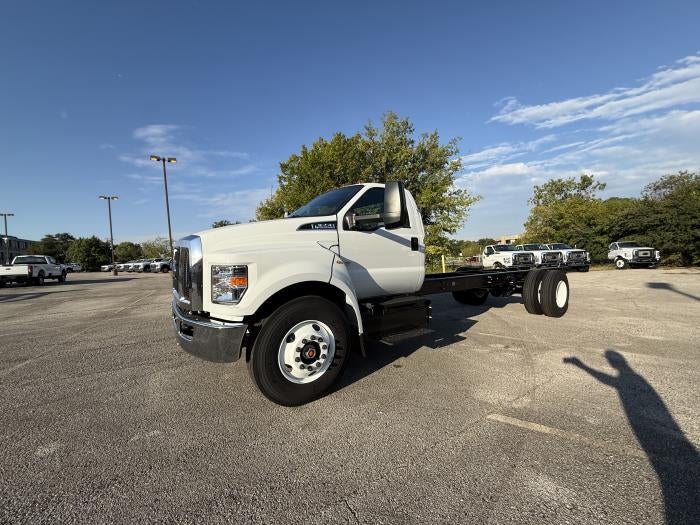 New 2026 Ford F-650 Regular Cab Cab Chassis for sale #1950177 - photo 1