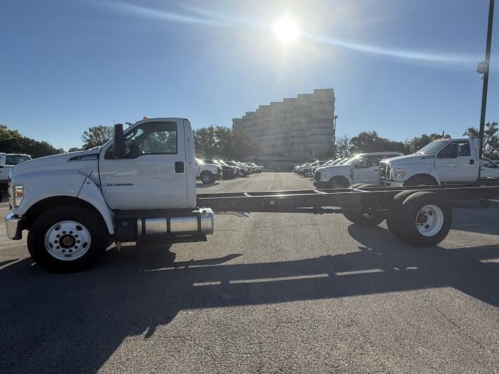 2026 Ford F-650 Regular Cab DRW RWD Cab Chassis for sale #1959335 - photo 4