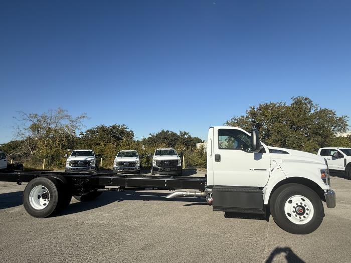 2026 Ford F-650 Regular Cab DRW RWD Cab Chassis for sale #1959335 - photo 8