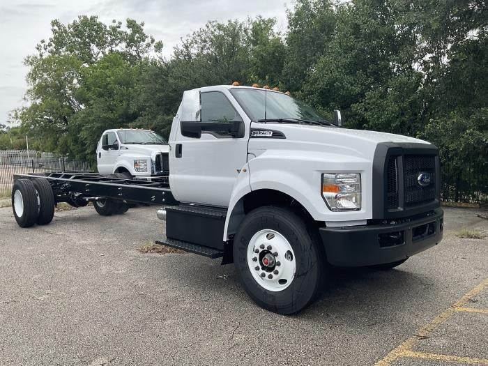 New 2026 Ford F-750 Regular Cab Cab Chassis for sale #1904026 - photo 5