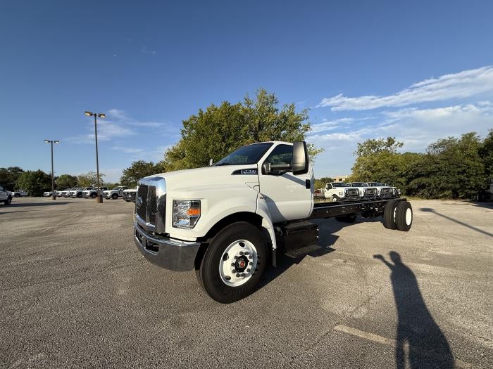 New 2026 Ford F-750 Regular Cab Cab Chassis for sale #1958125 - photo 1