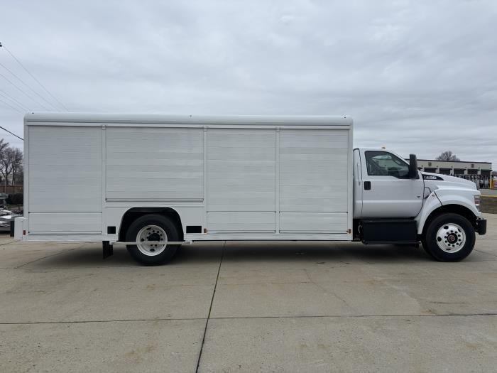New 2026 Ford F-750 - photo 9