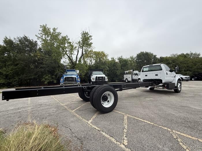 New 2027 Ford F-750 Regular Cab Cab Chassis for sale #2035957 - photo 5