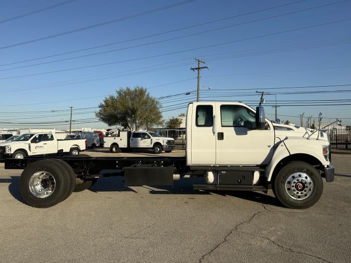 New 2023 Ford F-750 Super Cab Cab Chassis for sale #1528992 - photo 7