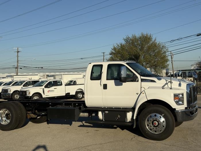 New 2023 Ford F-750 Super Cab Cab Chassis for sale #1528992 - photo 8