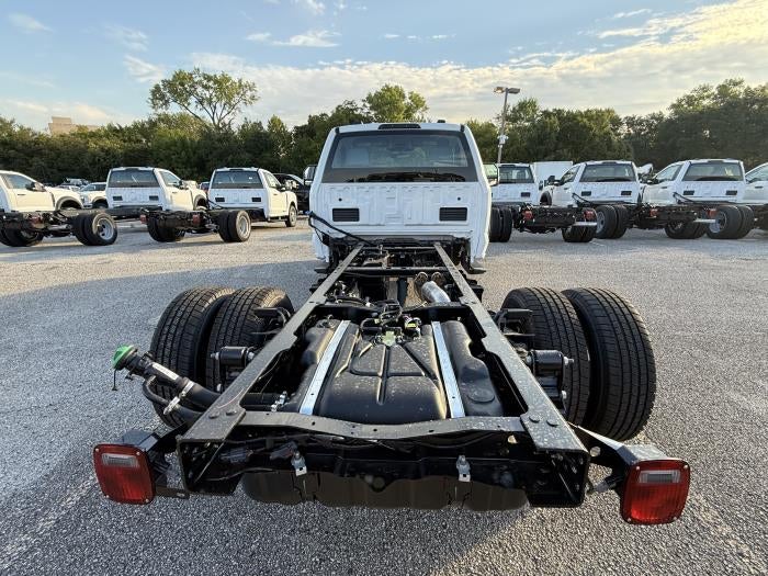 2026 Ford F-350 Regular Cab DRW 4x2 Cab Chassis for sale #1962393 - photo 2