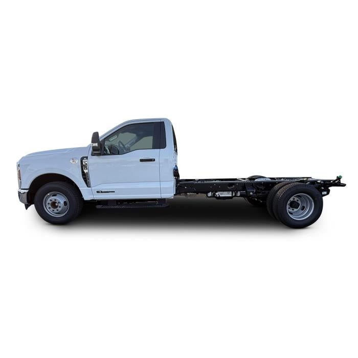 New 2026 Ford F-350 Regular Cab Cab Chassis for sale #1961642 - photo 3