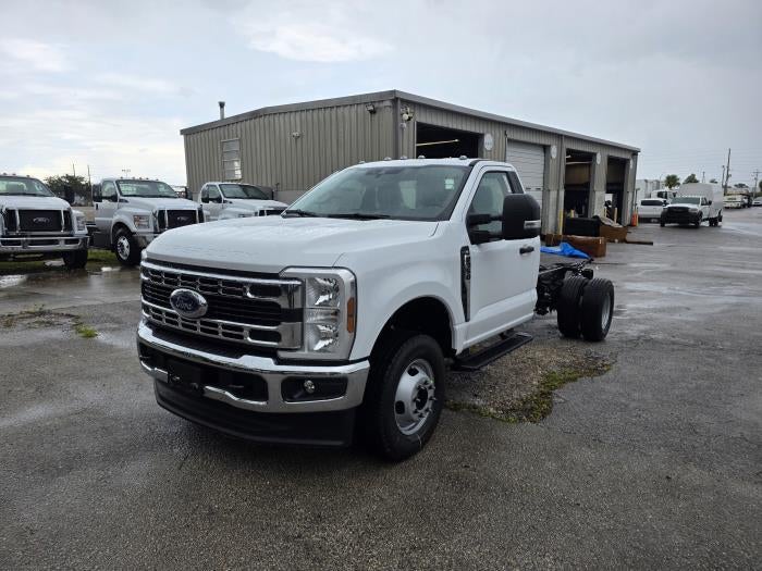 New 2026 Ford F-350 Regular Cab Cab Chassis for sale #2002696 - photo 1