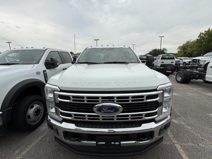 New 2025 Ford F-550 Crew Cab Cab Chassis for sale #1915025 - photo 4
