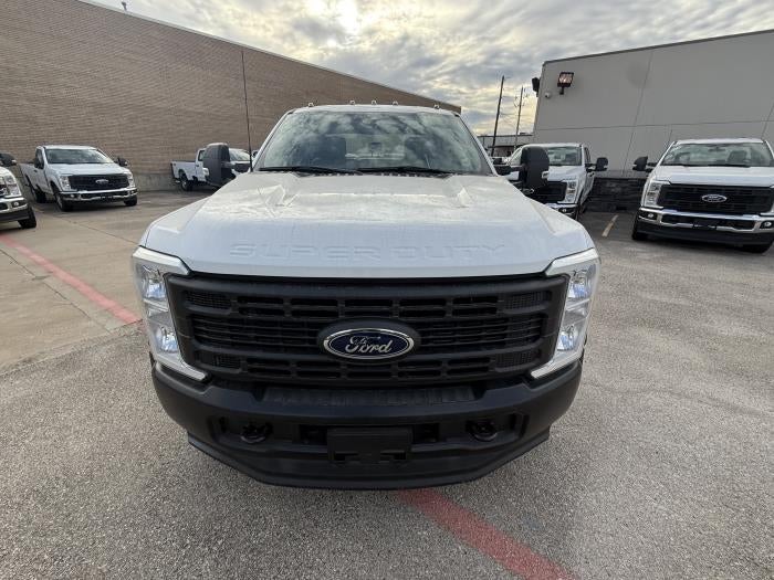 New 2026 Ford F-550 - photo 10