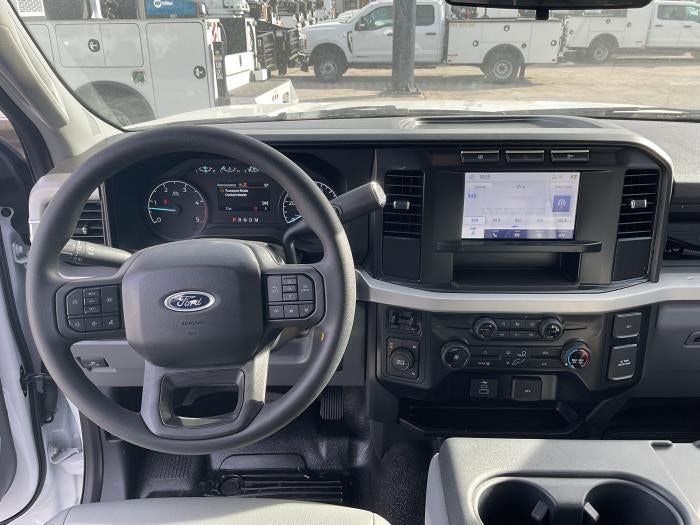 2026 Ford F-550 Crew Cab DRW 4WD Palfinger Mechanics Body for sale #1955190 - photo 16