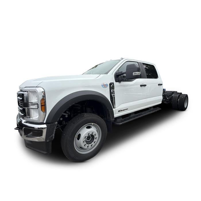 2025 Ford F-550 Crew Cab DRW 4WD Cab Chassis for sale #1931675 - photo 13