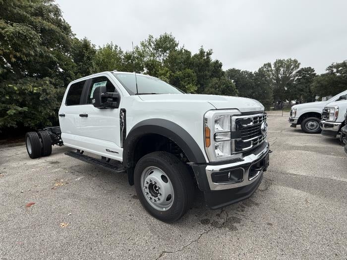 2025 Ford F-550 Crew Cab DRW 4WD Cab Chassis for sale #1931675 - photo 4