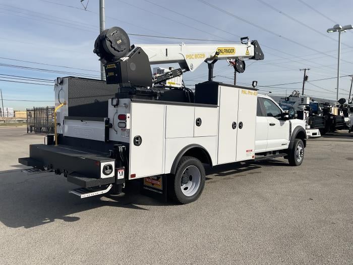 New 2026 Ford F-550 - photo 7