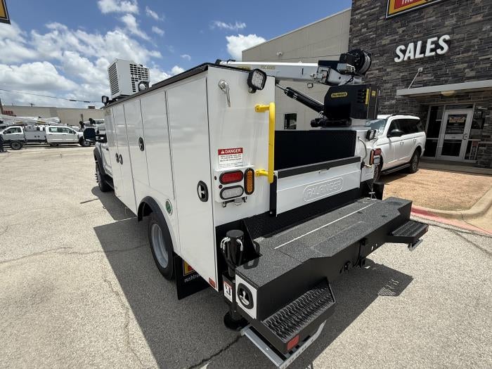 New 2026 Ford F-550 - photo 2