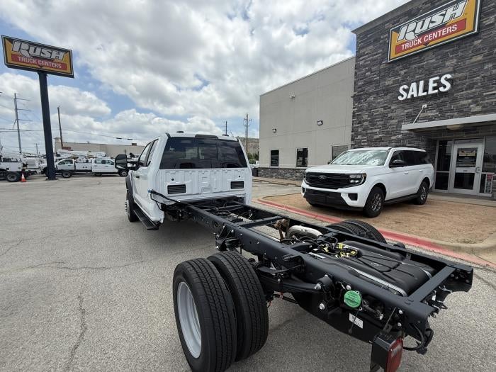 New 2026 Ford F-550 Super Cab Cab Chassis for sale #2052916 - photo 3