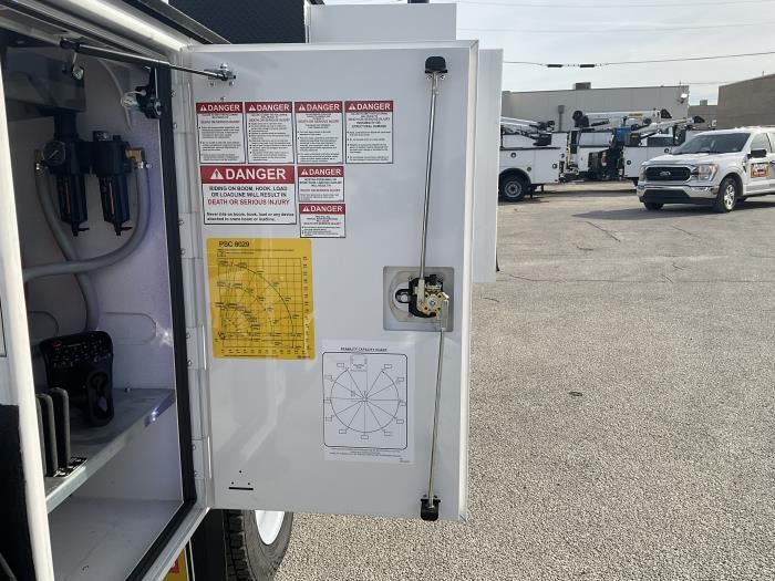 2026 Ford F-550 Super Cab DRW 4WD Palfinger Mechanics Body for sale #1954493 - photo 11