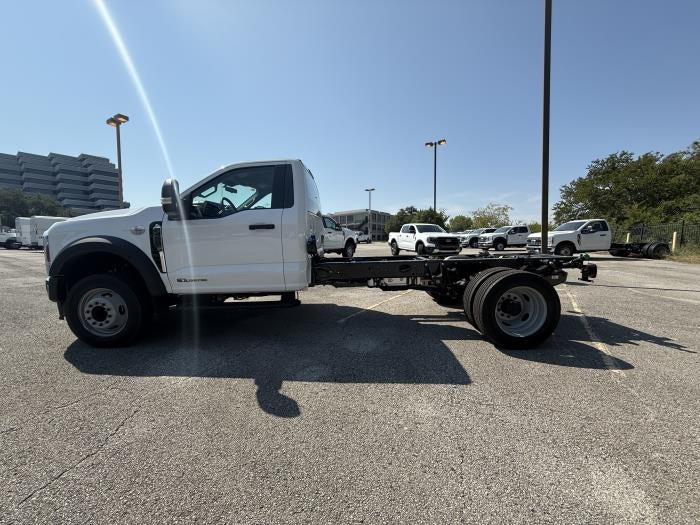 New 2026 Ford F-450 Regular Cab Cab Chassis for sale #1946050 - photo 3