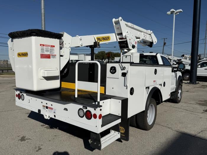 New 2024 Ford F-550 Regular Cab Bucket Truck for sale #1977598 - photo 5