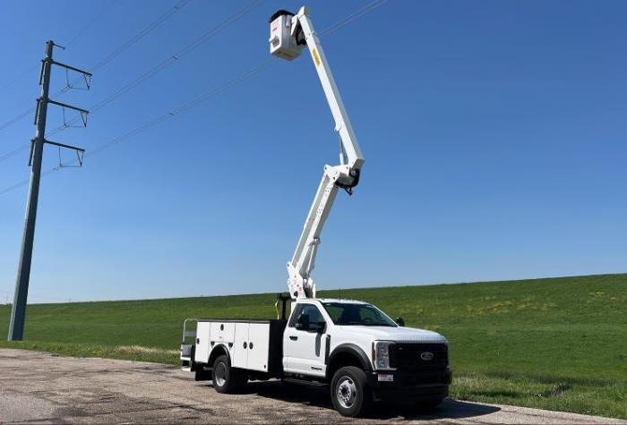 2025 Ford F-550 Regular Cab DRW 4WD Palfinger Bucket Truck for sale #1865544 - photo 17