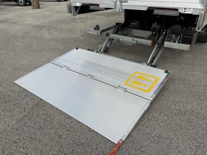 New 2026 Ford F-750 Regular Cab Cargo / Straight Box Truck with Liftgate for sale #1957255 - photo 18