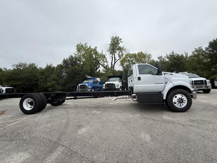 New 2027 Ford F-750 Regular Cab Cab Chassis for sale #2035962 - photo 5