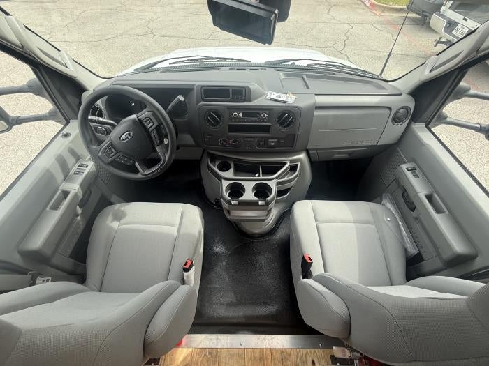 2026 Ford E-450 RWD Utilimaster Box Van for sale #1999879 - photo 14