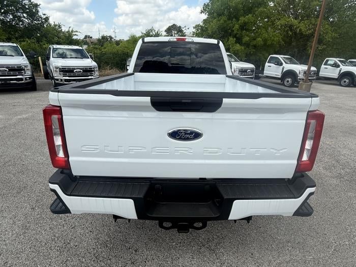 New 2026 Ford F-350 - photo 2