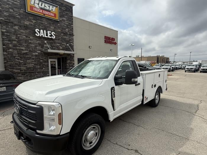 New 2025 Ford F-250 - photo 3