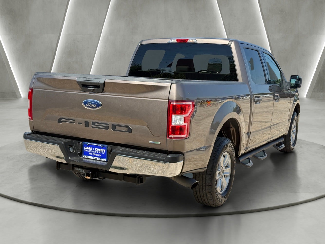 View vehicle photo 7