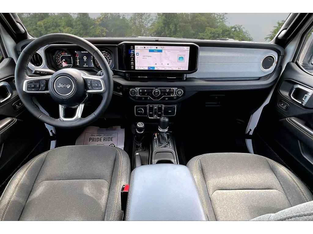 View vehicle photo 7