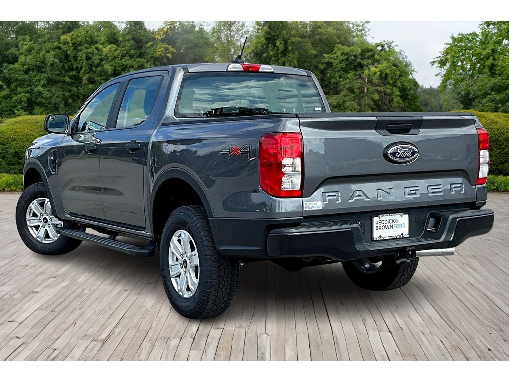View vehicle photo 2