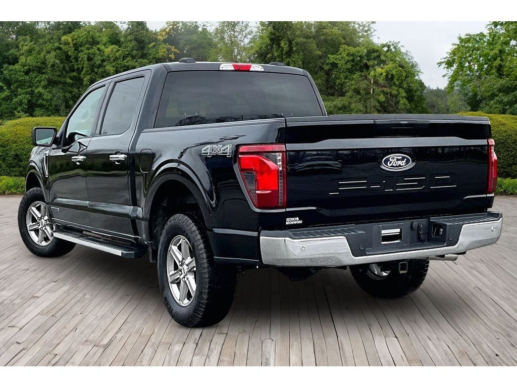 View vehicle photo 3
