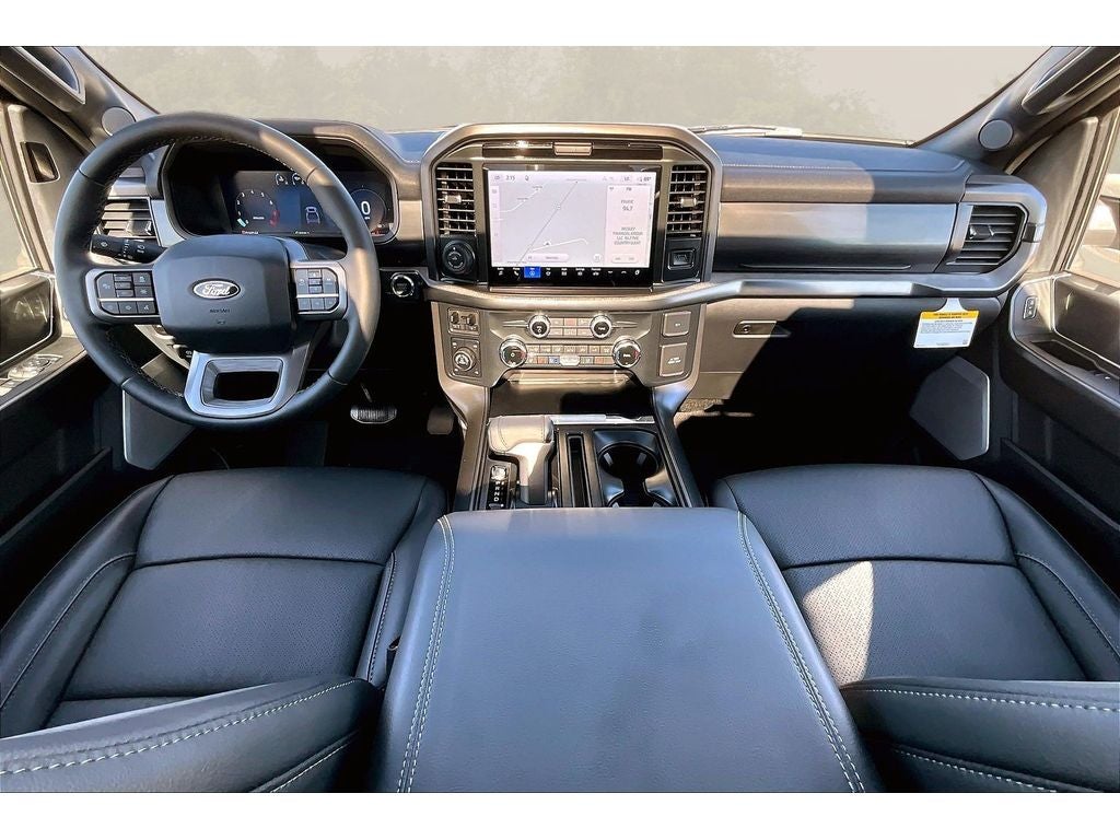 View vehicle photo 4