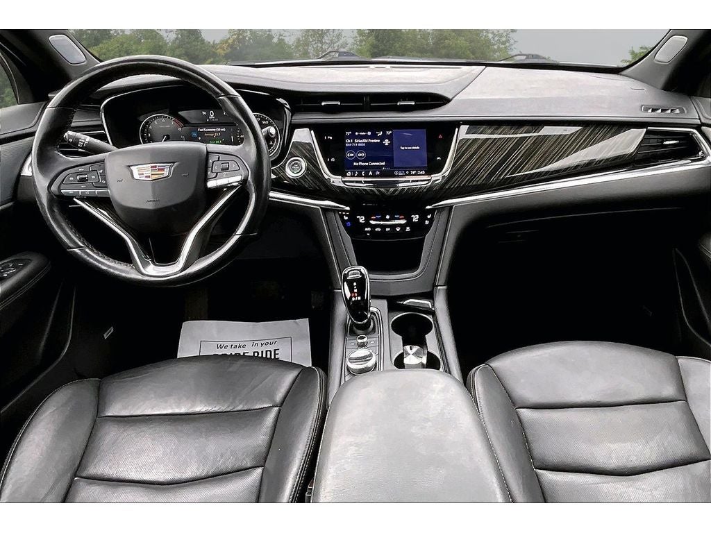 View vehicle photo 7