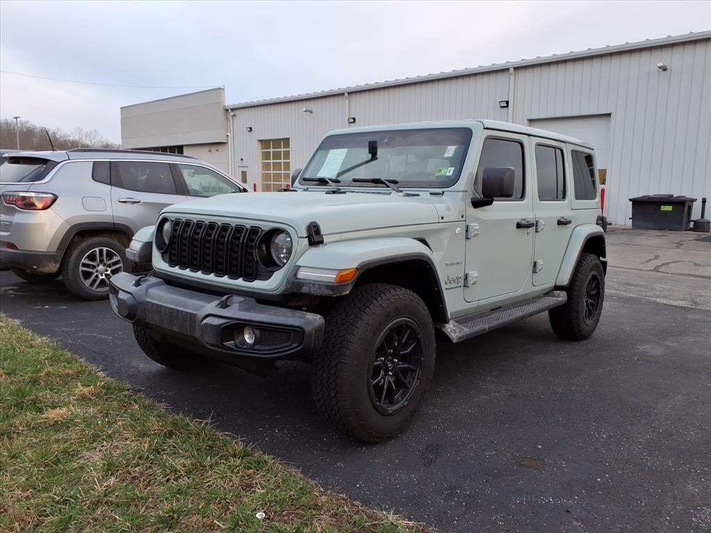 2024 Jeep Wrangler Sahara 4-Door 4WD