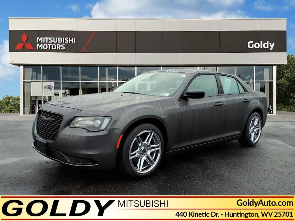 2023 Chrysler 300 Touring RWD