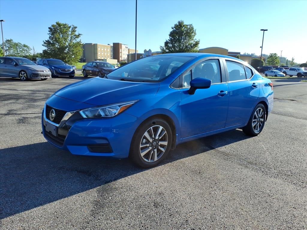 Electric Blue Metallic 2022 Nissan Versa Sedan Front-Wheel Drive Continuously Variable Transmission