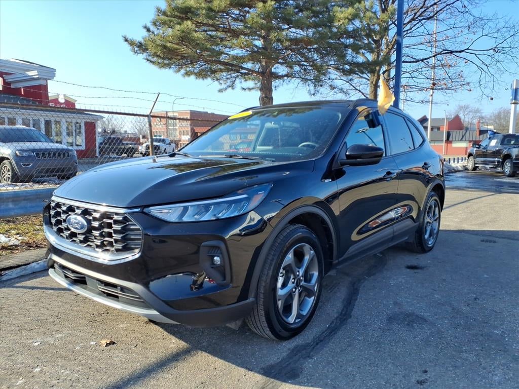 2025 Ford Escape Hybrid